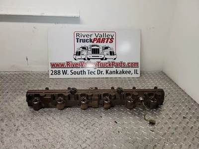 Good, Used Fuel RAil From A InternAtionAl MAxx Force DT466 Engine. The Fuel RAil
