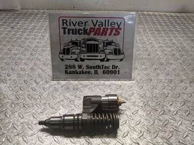 Caterpillar C12 Fuel Injector for a 1999 Kenworth T800