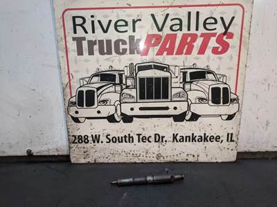 Isuzu 4HE1XS Fuel Injector for a 1999 Isuzu NPR-HD