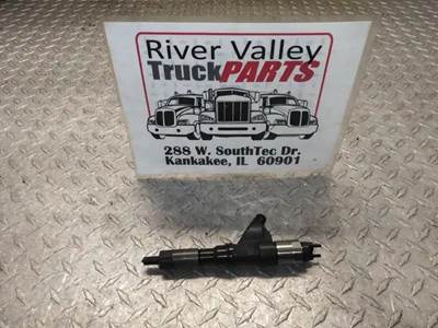 Isuzu 4HK1TC Fuel Injector for a 2015 Isuzu NPR