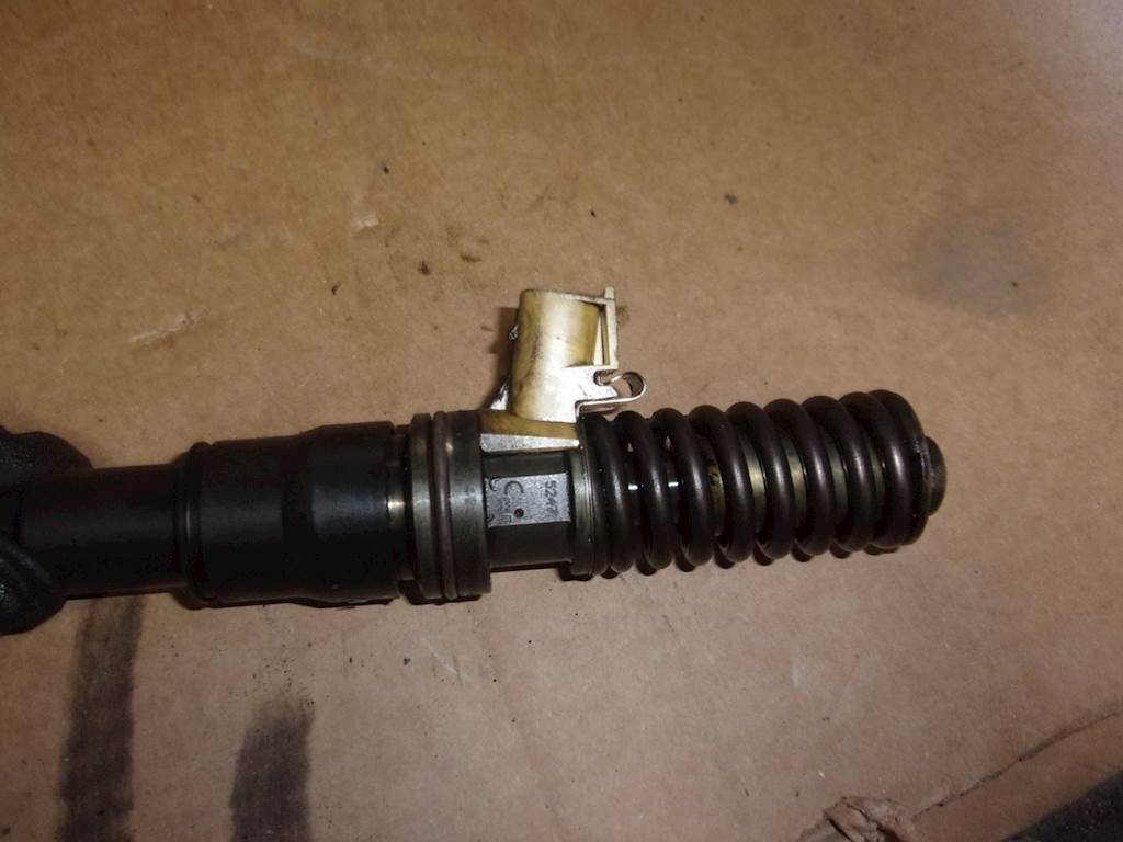 Mack Fuel Injector For Sale Kankakee, IL p3470