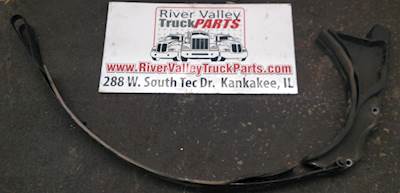 Freightliner Columbia 120 Fuel Tank Strap / Bracket