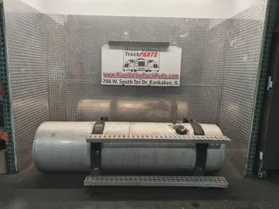 Freightliner Columbia 120 Right Fuel Tank