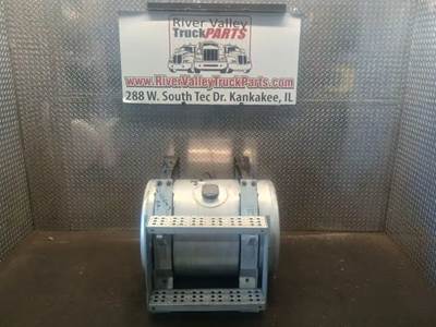 Freightliner FLD112 Right Fuel Tank