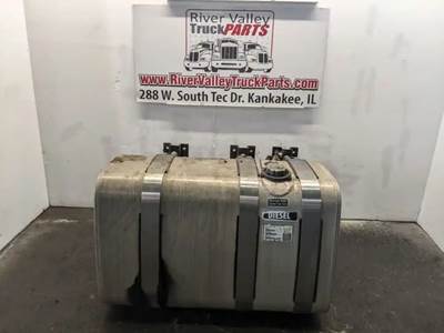 Mack Pinnacle CXU612 Right Fuel Tank for a 2015 Mack CXU612