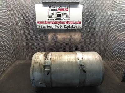 Peterbilt 387 Right Fuel Tank