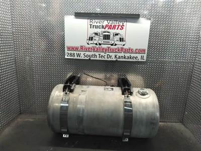 Peterbilt 587 Left Fuel Tank