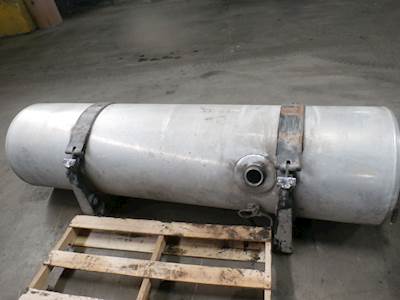 Freightliner Left Fuel Tank for a 1993 Freightliner CONVENTIONAL
