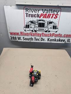 International LT625 Fuse Box