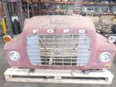 Ford LT8000 Hood