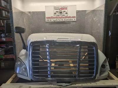 Freightliner Cascadia 113 Hood