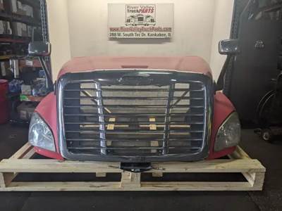 Freightliner Cascadia 125 Hood