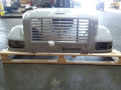 International 3800 Hood