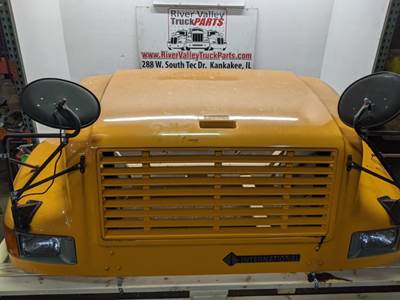 International 3800 Hood for a International 3800 SCHOOL BUS