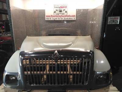 International 7400 Hood