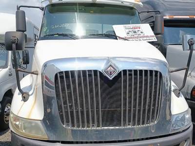 2009 International 8600 Hood 41" from Grille to Cowl, Part # 260227-2