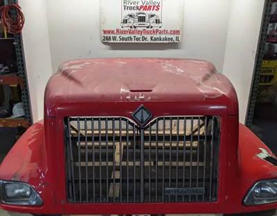 International 9400 Hood