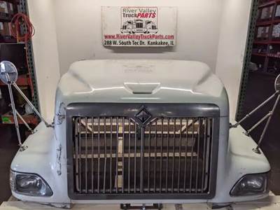 International 9400i Hood