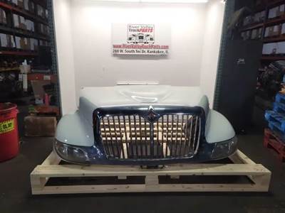 International DuraStar 4300 Hood