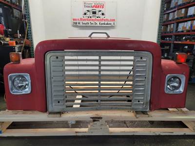 International Loadstar 1800 Hood for a 1975 International 1800 LOADSTAR