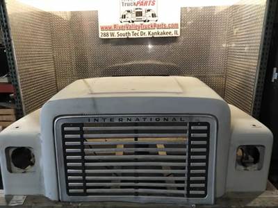 International Loadstar Fiberglass Hood, Part # RC-808