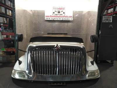 International TranStar 8600 Hood