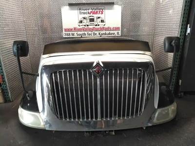 International TranStar 8600 Hood