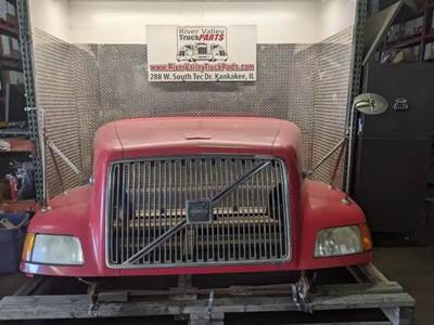 Volvo VNL Hood