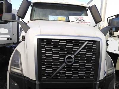 Volvo VNL Hood