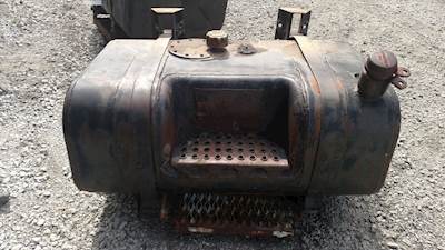 International 4700 Hydraulic Tank