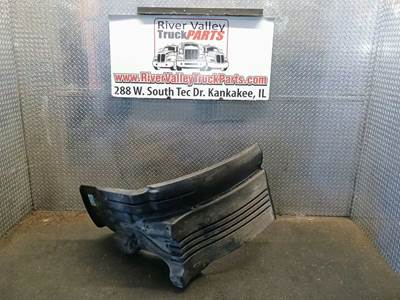 Freightliner Cascadia 132 Inner Fender