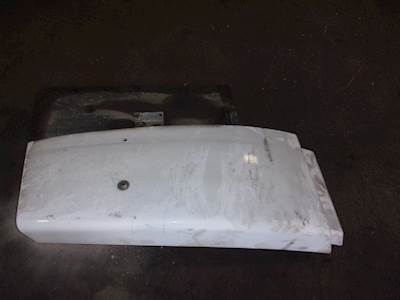 Freightliner Inner Fender for a 1997 Freightliner CONVENTIONAL