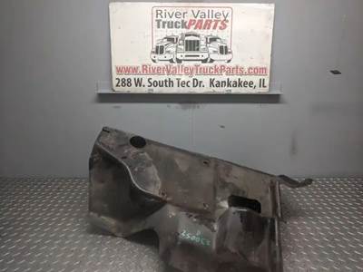 International 9200 Inner Fender