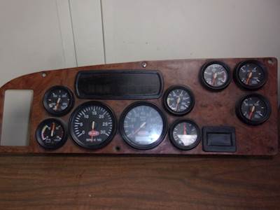 Peterbilt 387 Instrument Panel Cluster
