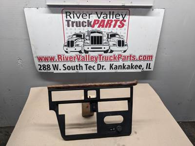 International LT625 Instrument Panel Cluster