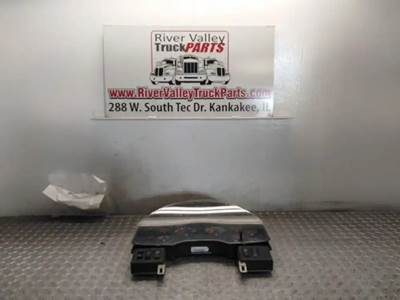 International TranStar 8600 Instrument Panel Cluster