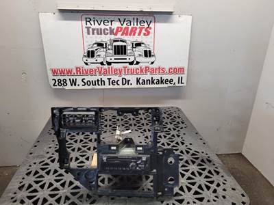 Peterbilt 579 Instrument Panel Cluster