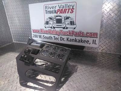 Peterbilt 579 Instrument Panel Cluster