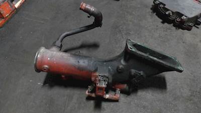 Cummins ISX Intake Manifold for a 2005 Volvo VNL