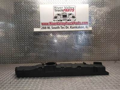 Detroit DD15 Intake Manifold