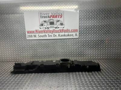 Detroit DD15 Intake Manifold