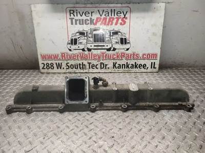 International MaxxForce DT Intake Manifold for a 2010 Ic Corporation PB105