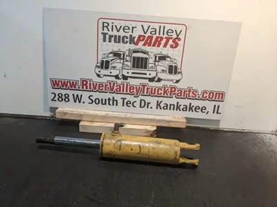 Good Used Cylinder For A Forklift. The Cylinder hAs Been visuAlly Inspected And