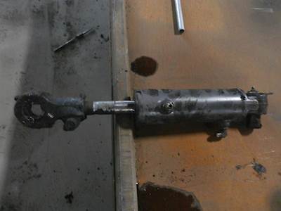 Good Used Left/Drivers Side Tilt Cylinder, No Cracks, Barrel, And Piston Appear