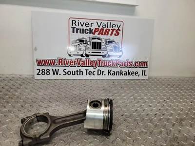 Caterpillar 3126 Piston / Rod