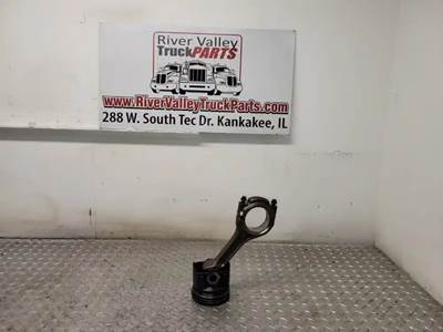 Cummins ISL Piston / Rod