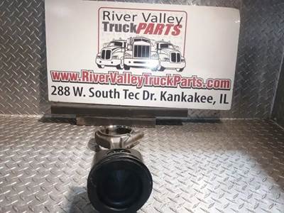 Detroit DD13 Piston / Rod for a 2015 Freightliner Cascadia 113