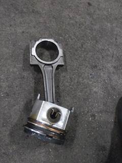 Ford 7.3L Powerstroke Piston / Rod for a 2002 Ford E450 CUBE VAN