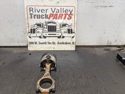 GM/Chev (HD) 6.6L DURAMAX Piston / Rod for a 2003 GMC C5500