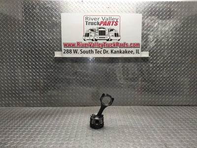 GM/Chev (HD) 6.6L DURAMAX Piston / Rod for a 2009 Chevrolet Express